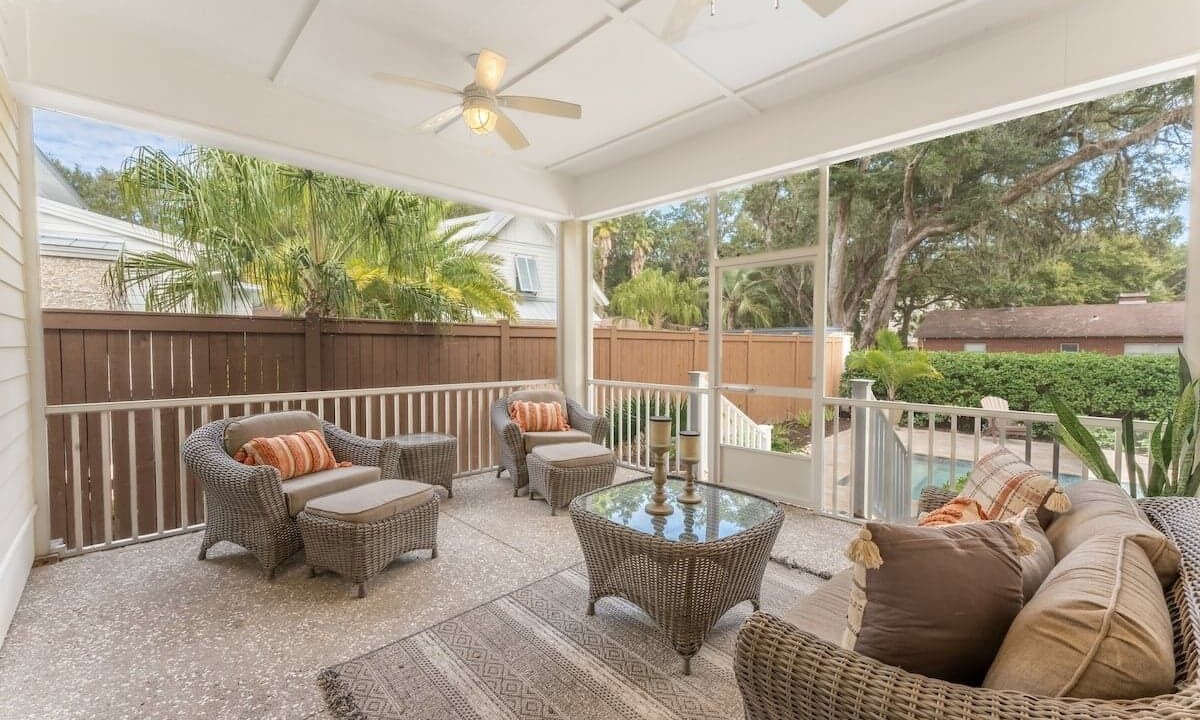 Photo of Patio Balcony in King City