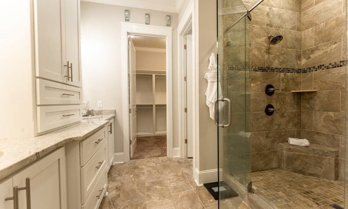 Photo of Bathroom in King City