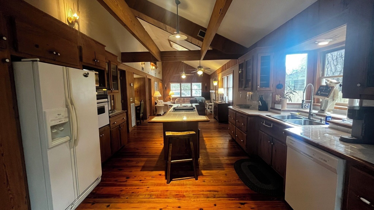 Photo of Kitchen in Saint Simons Island