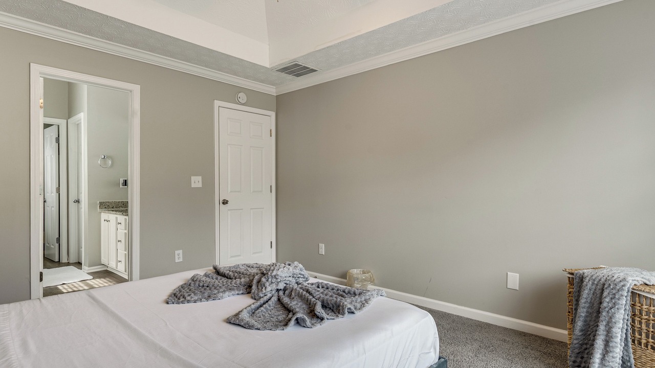 Photo of Bedroom in Locust Grove