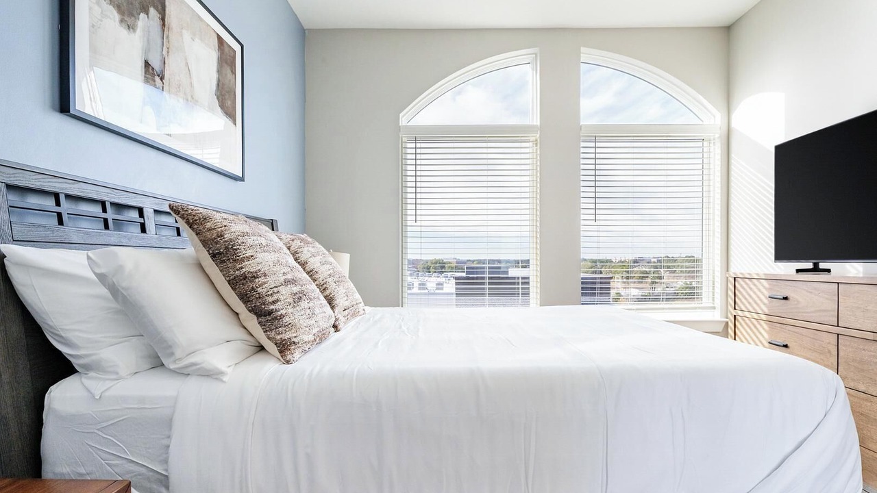 Photo of Bedroom in Hitch Village - Fred Wessels Homes