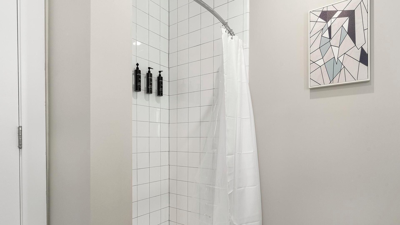 Photo of Bathroom in Yamacraw Village