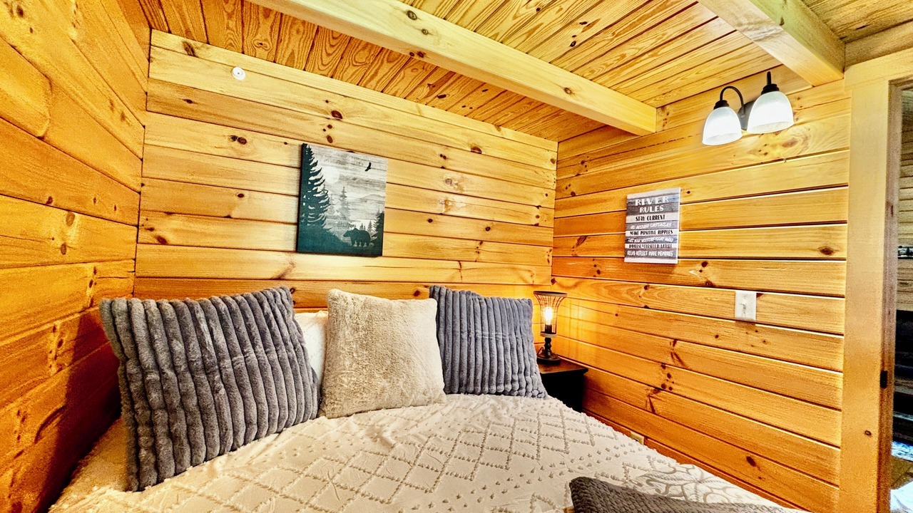 Photo of Bedroom in Canton