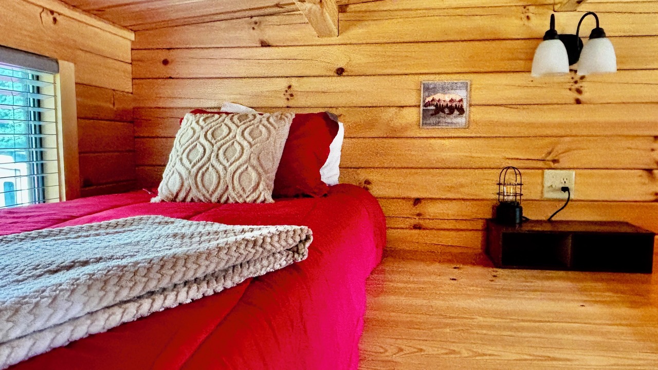 Photo of Bedroom in Canton