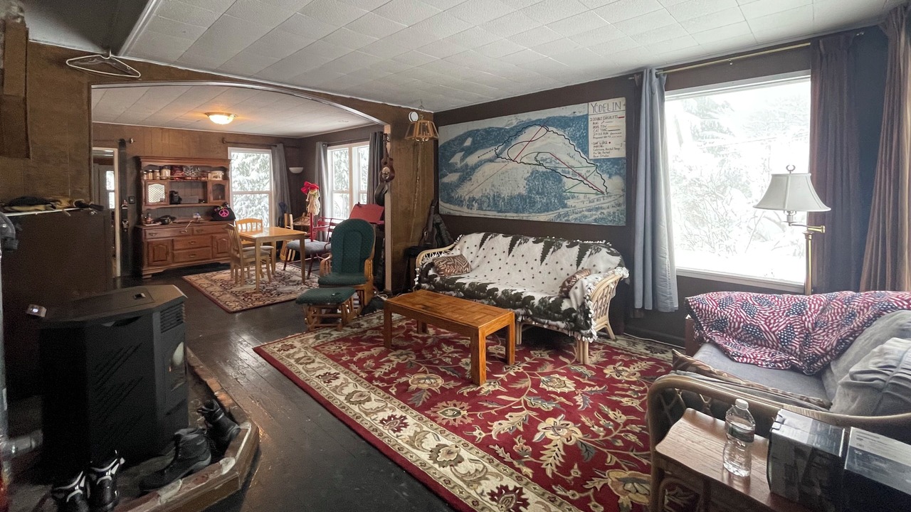 Photo of Livingroom in Skykomish