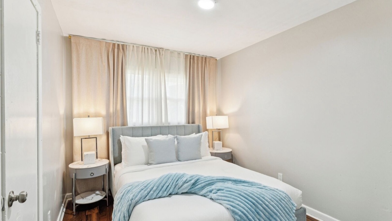Photo of Bedroom in Avondale
