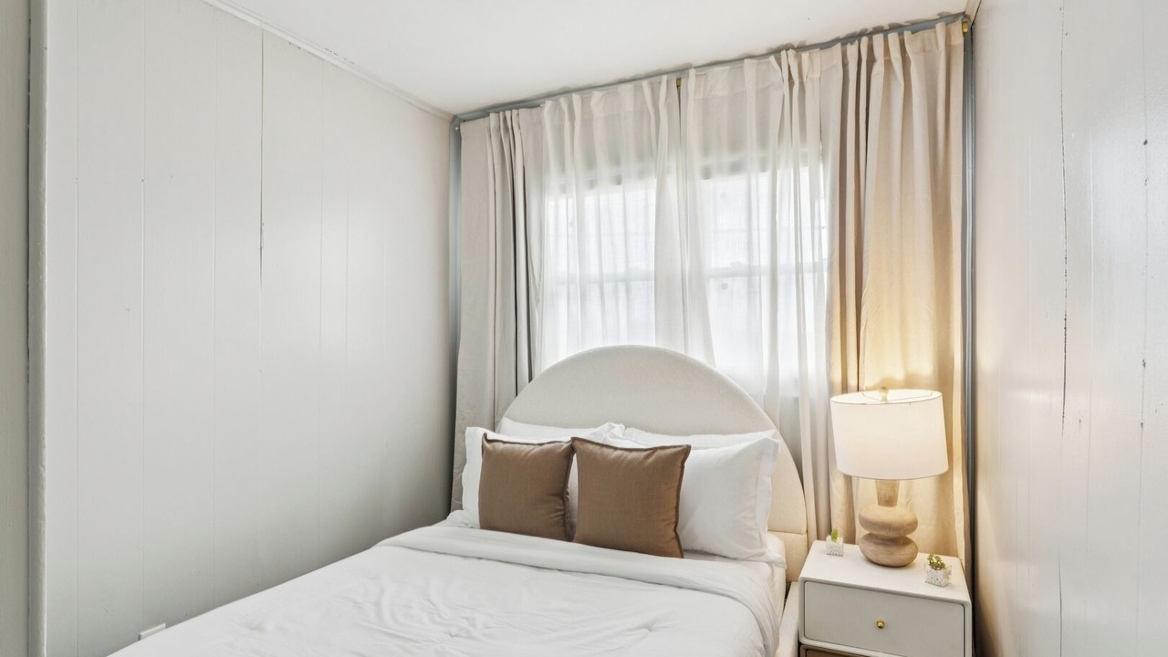 Photo of Bedroom in Avondale