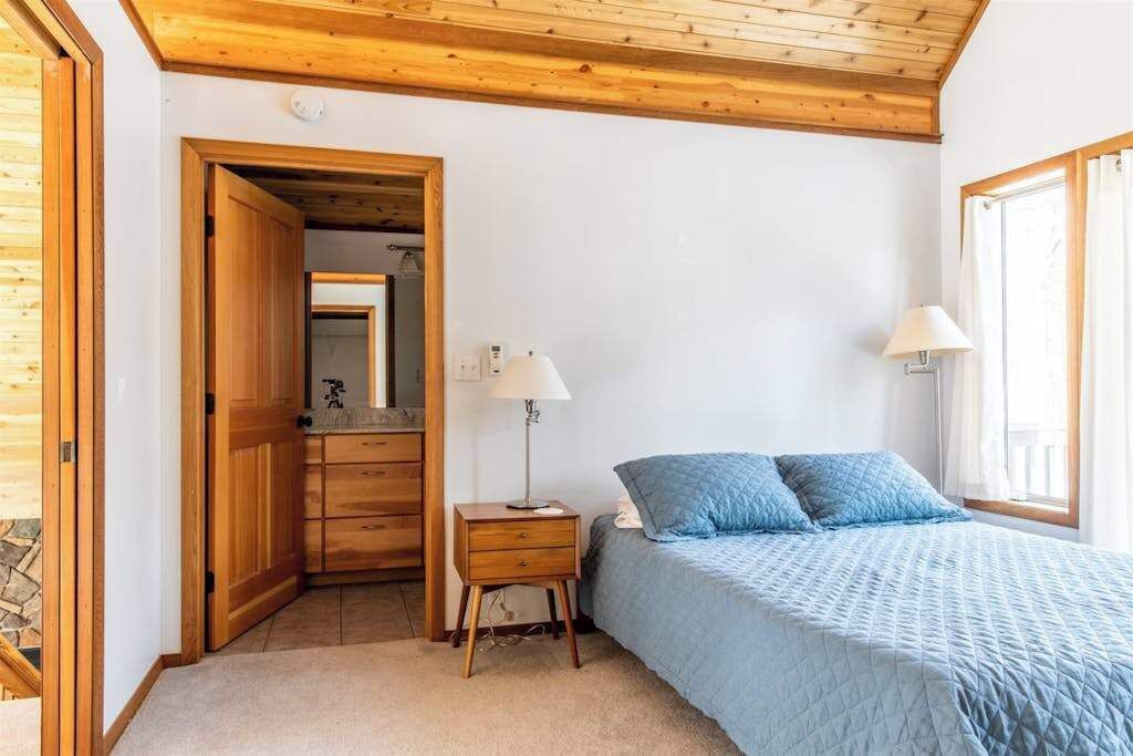 Photo of Bedroom in Harbert