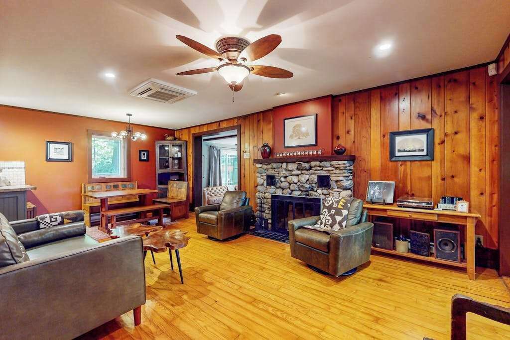 Photo of Livingroom in Fennville