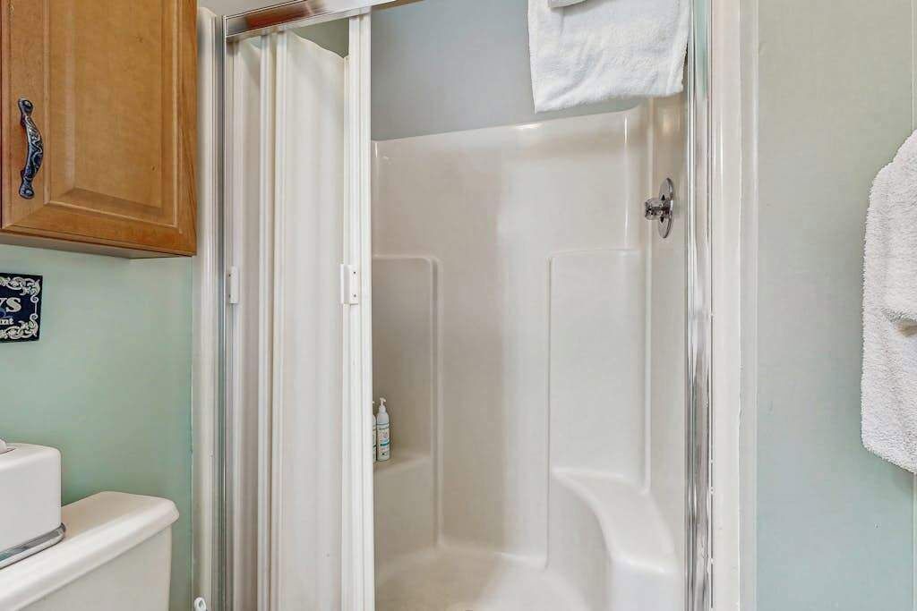 Photo of Bathroom in Caine Woods