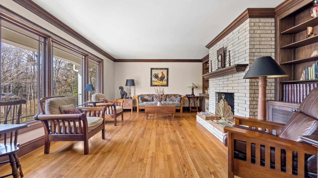 Photo of Livingroom in Town Center