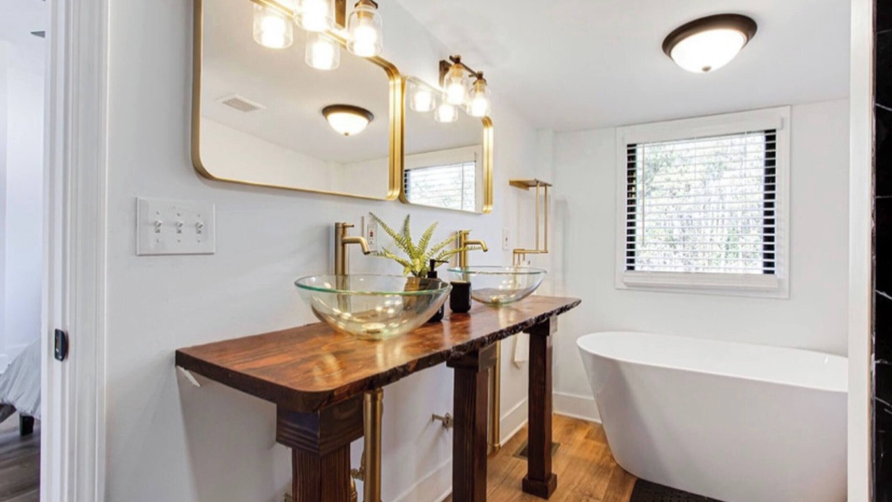 Photo of Bathroom in College Park