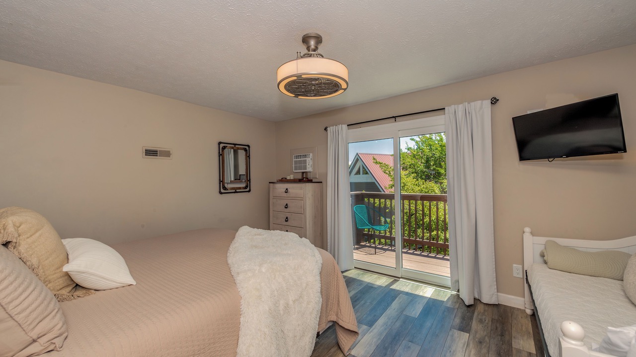Photo of Bedroom in Sevierville