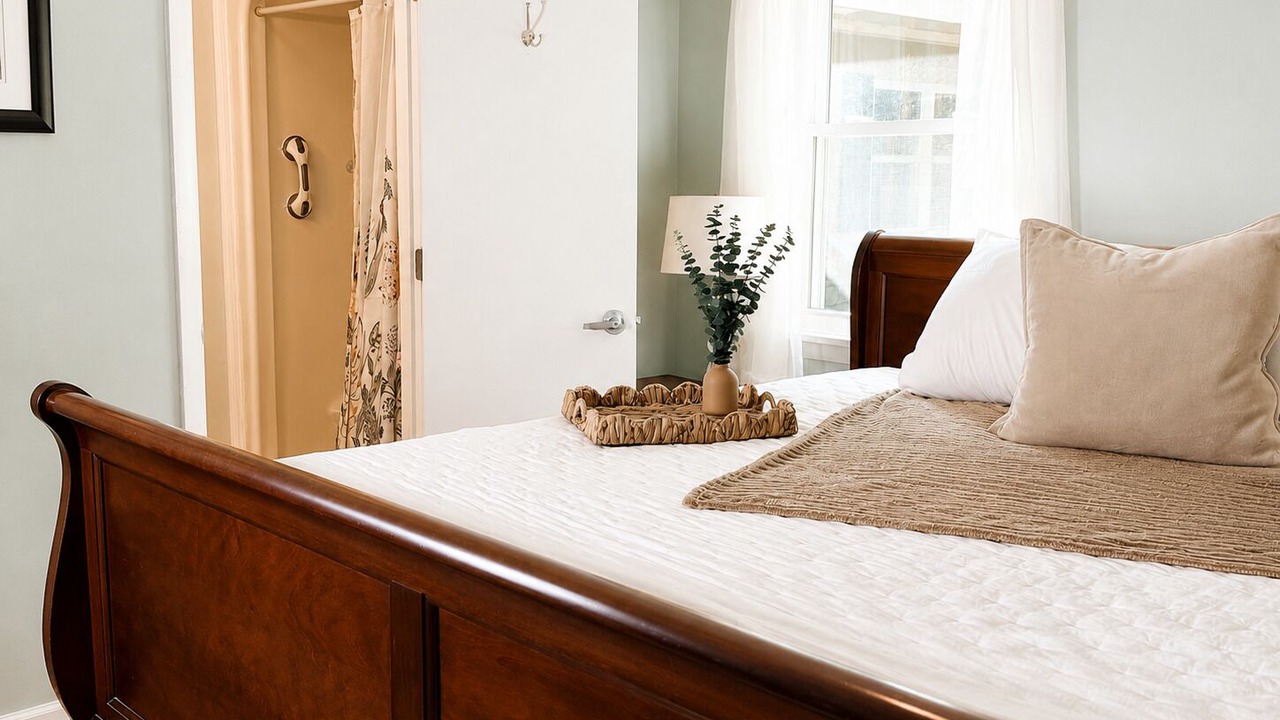 Photo of Bedroom in Sewanee