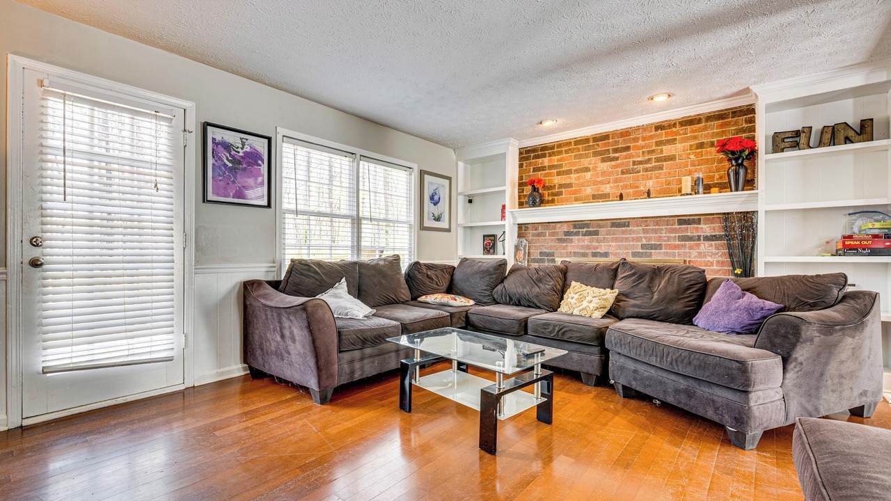 Photo of Livingroom in Church Street