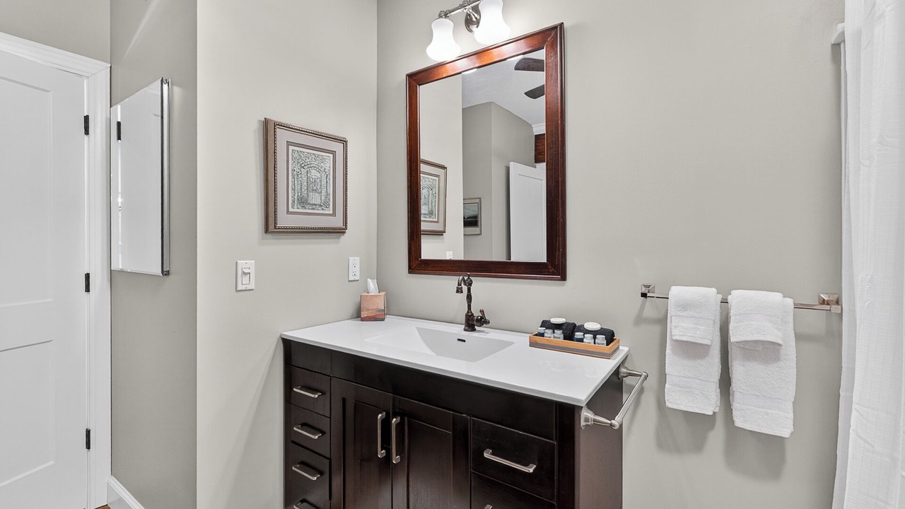 Photo of Bathroom in Saint Simons Island
