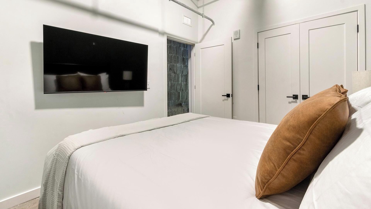 Photo of Bedroom in Urban Core