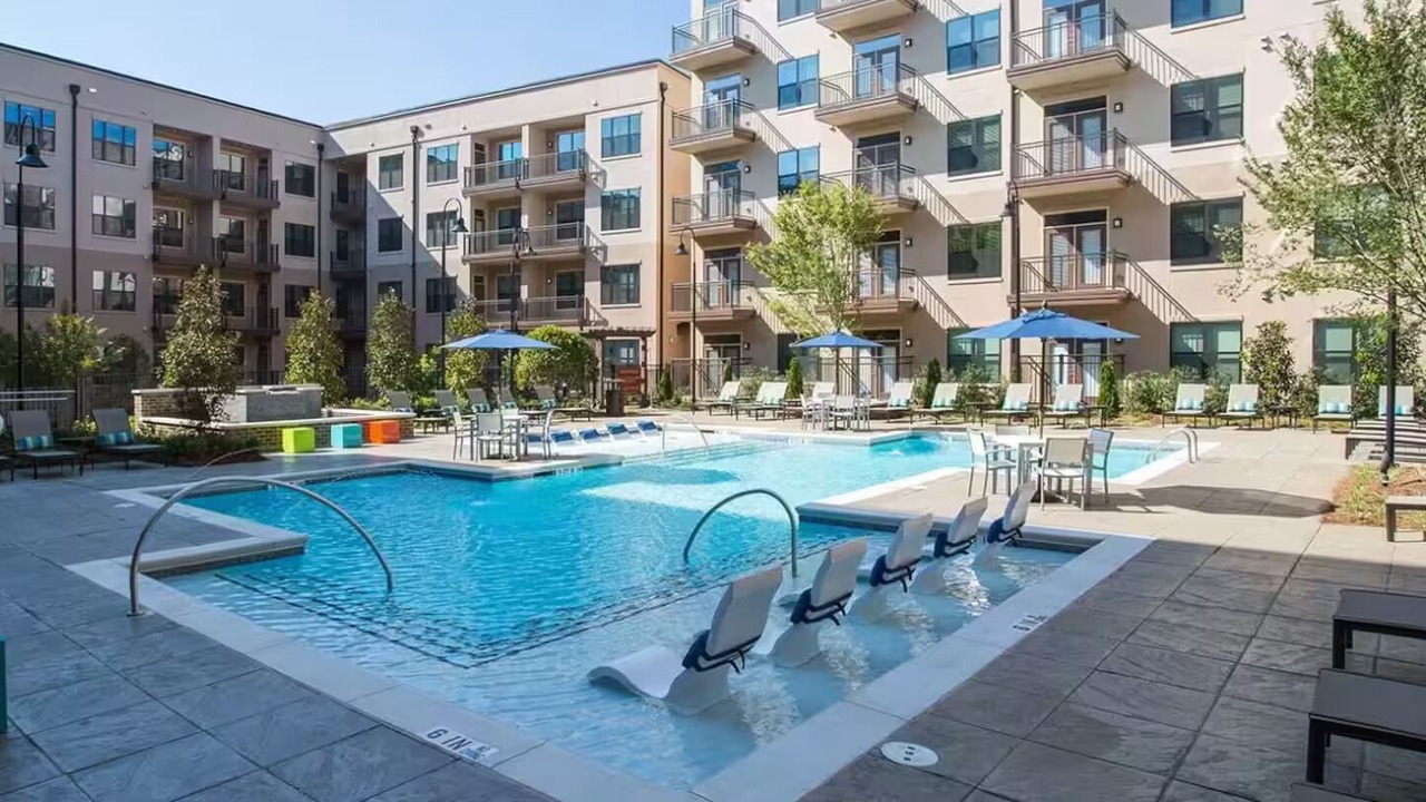 Photo of Outdoor in Loring Heights