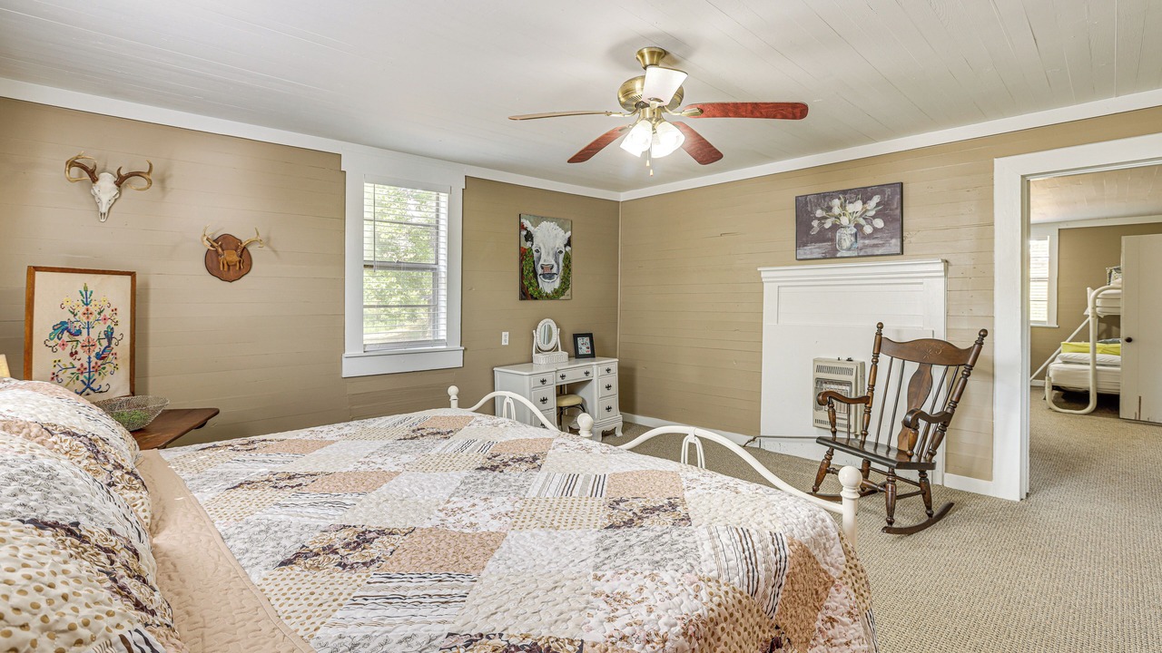 Photo of Bedroom in Lineville
