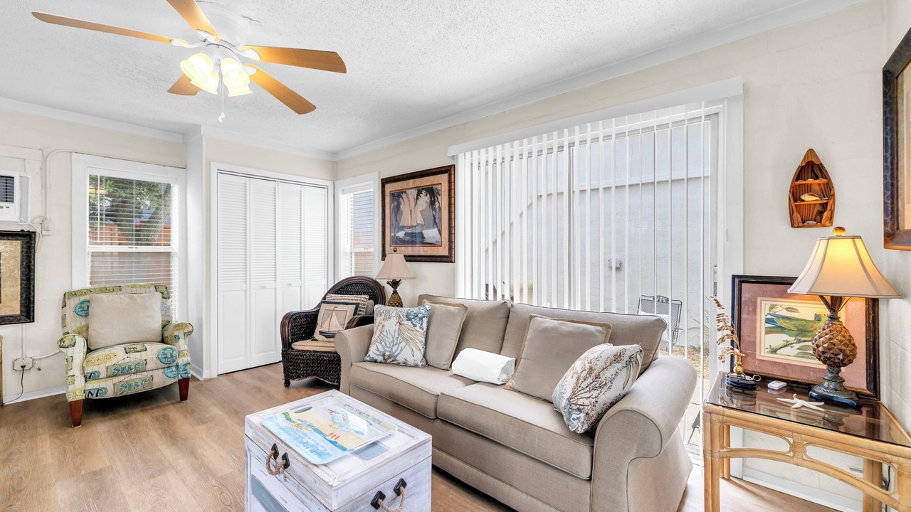 Photo of Livingroom in Laguna Beach