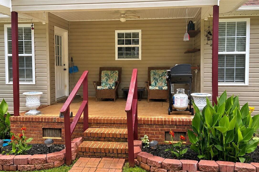 Photo of Patio Balcony in Scottsboro