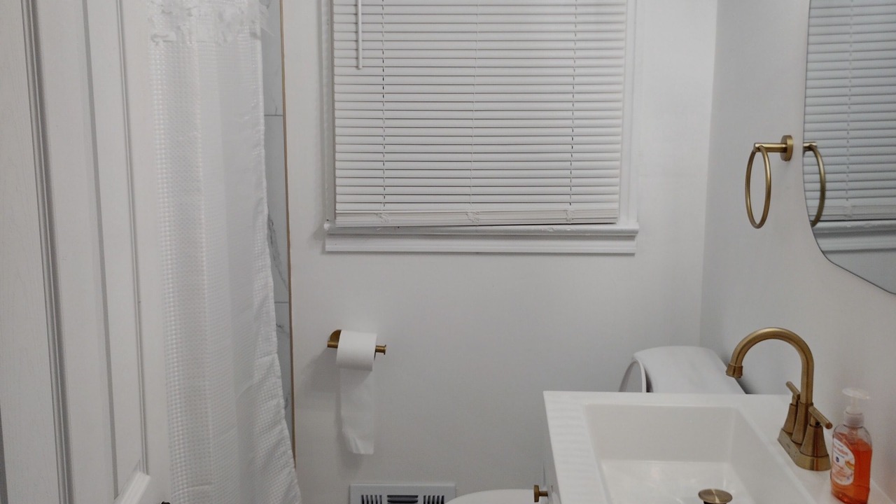 Photo of Bathroom in Church Street