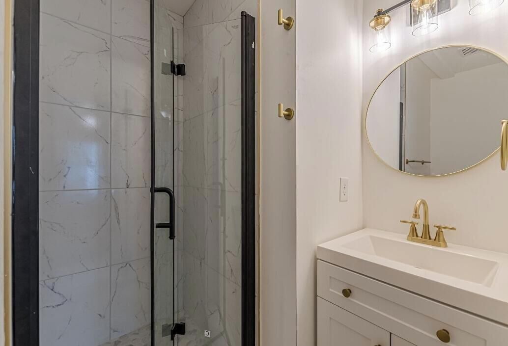 Photo of Bathroom in Church Street