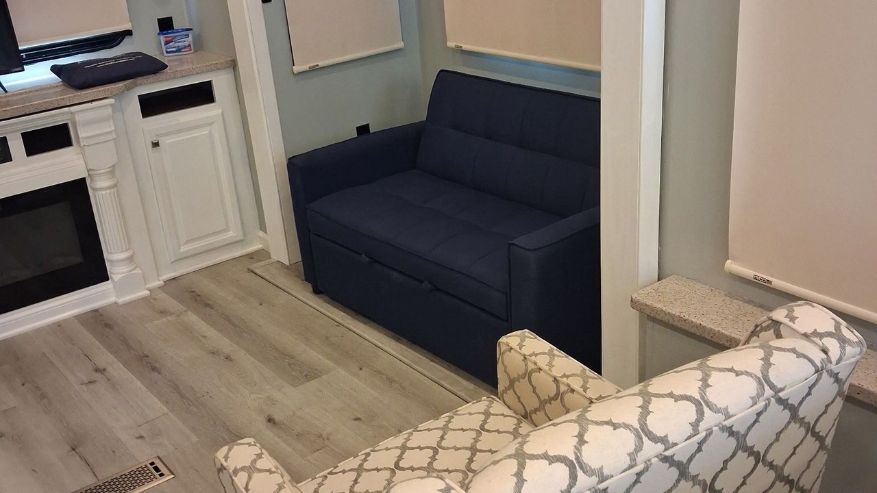 Photo of Livingroom in Centre
