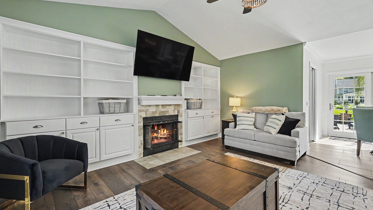 Photo of Livingroom in Saratoga Springs