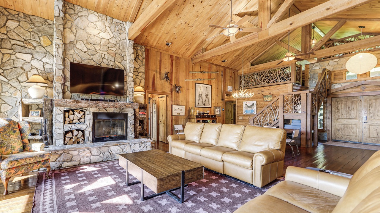 Photo of Bedroom in Waynesville