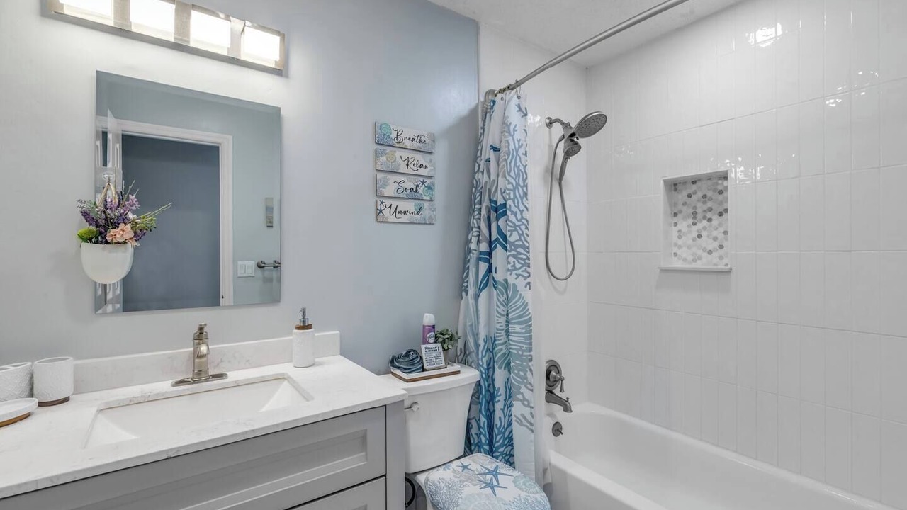Photo of Bathroom in Florida Shores
