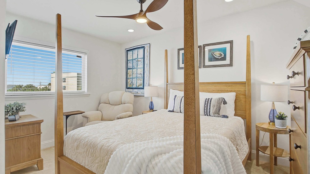 Photo of Bedroom in Edisto Island