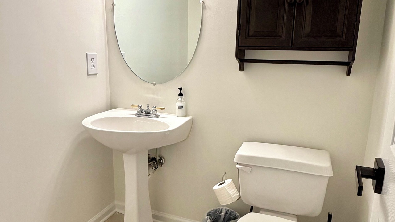 Photo of Bathroom in Suwanee