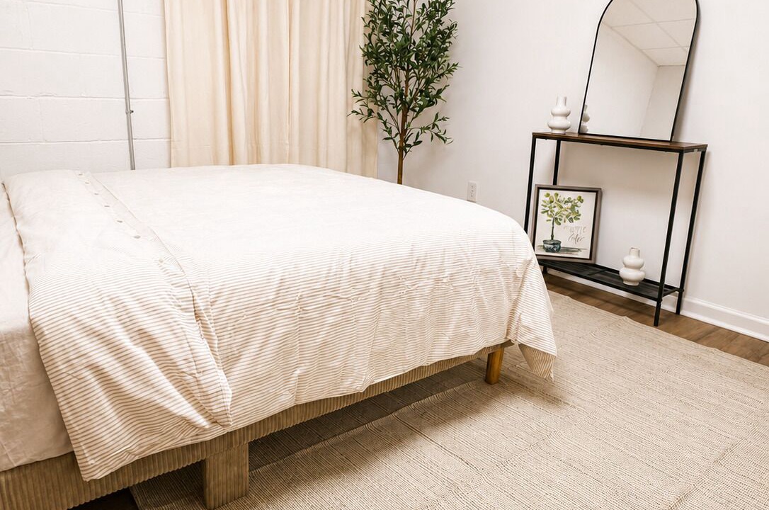 Photo of Bedroom in Powder Springs