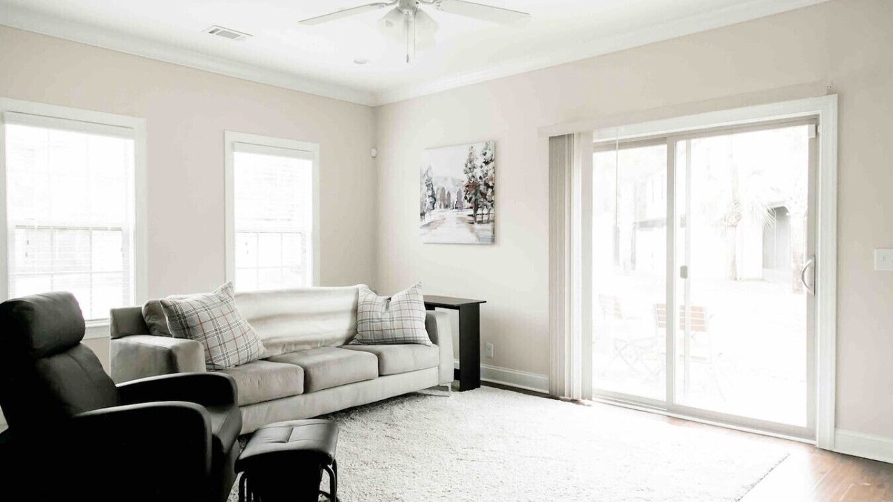 Photo of Livingroom in Saint Simons Island