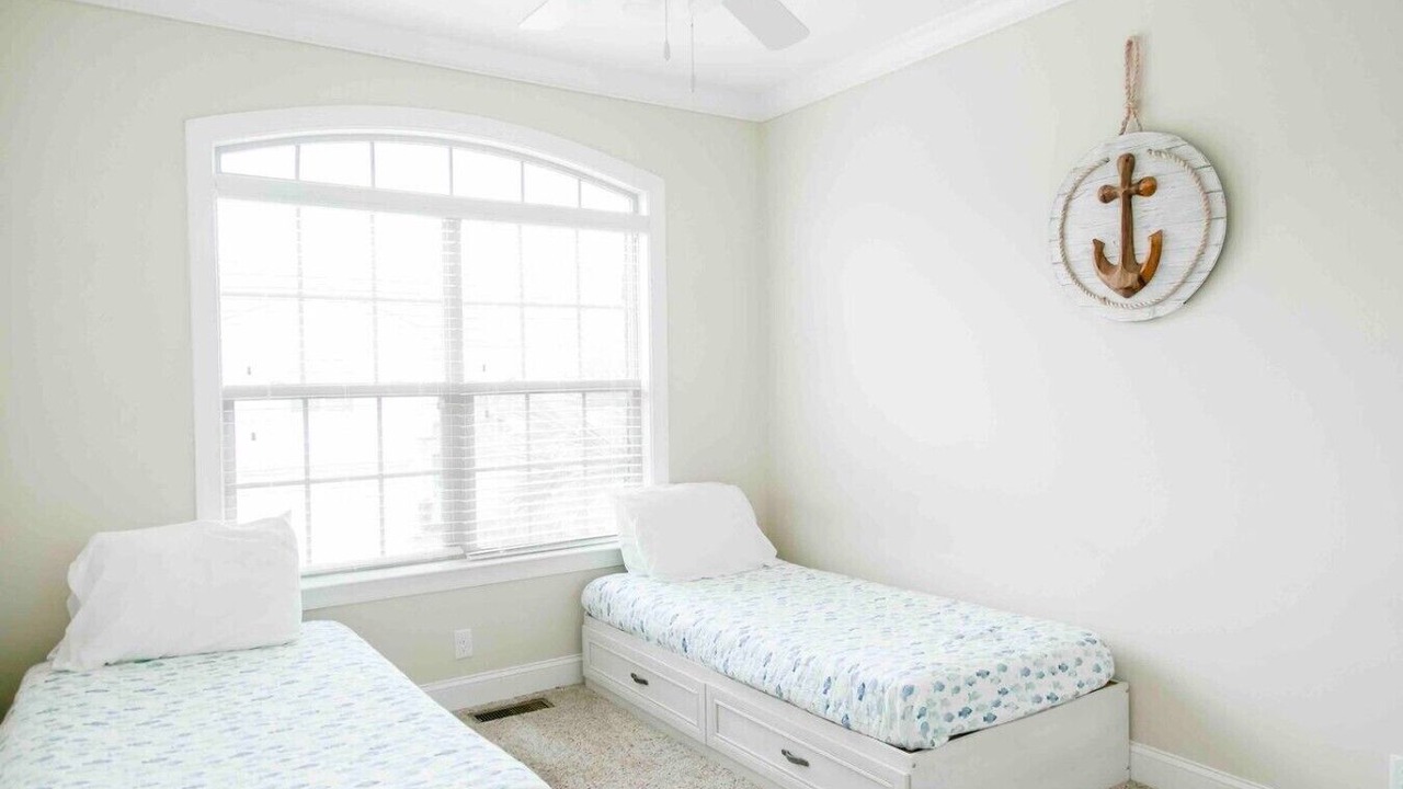 Photo of Bedroom in Saint Simons Island