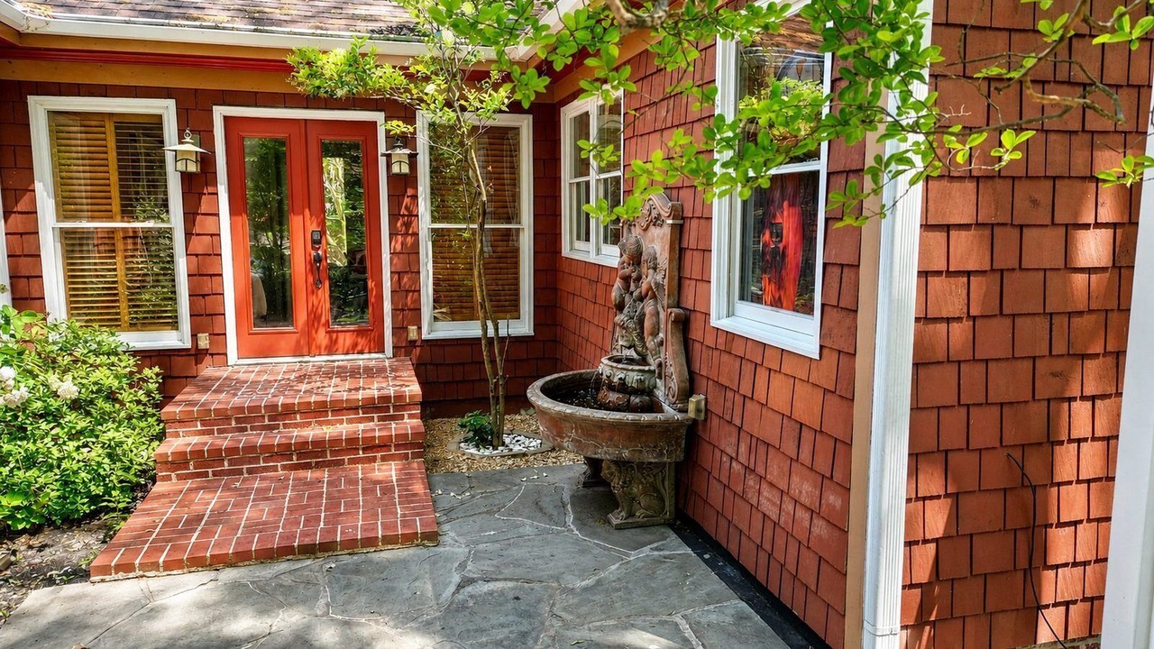 Photo of Outdoor in Westside