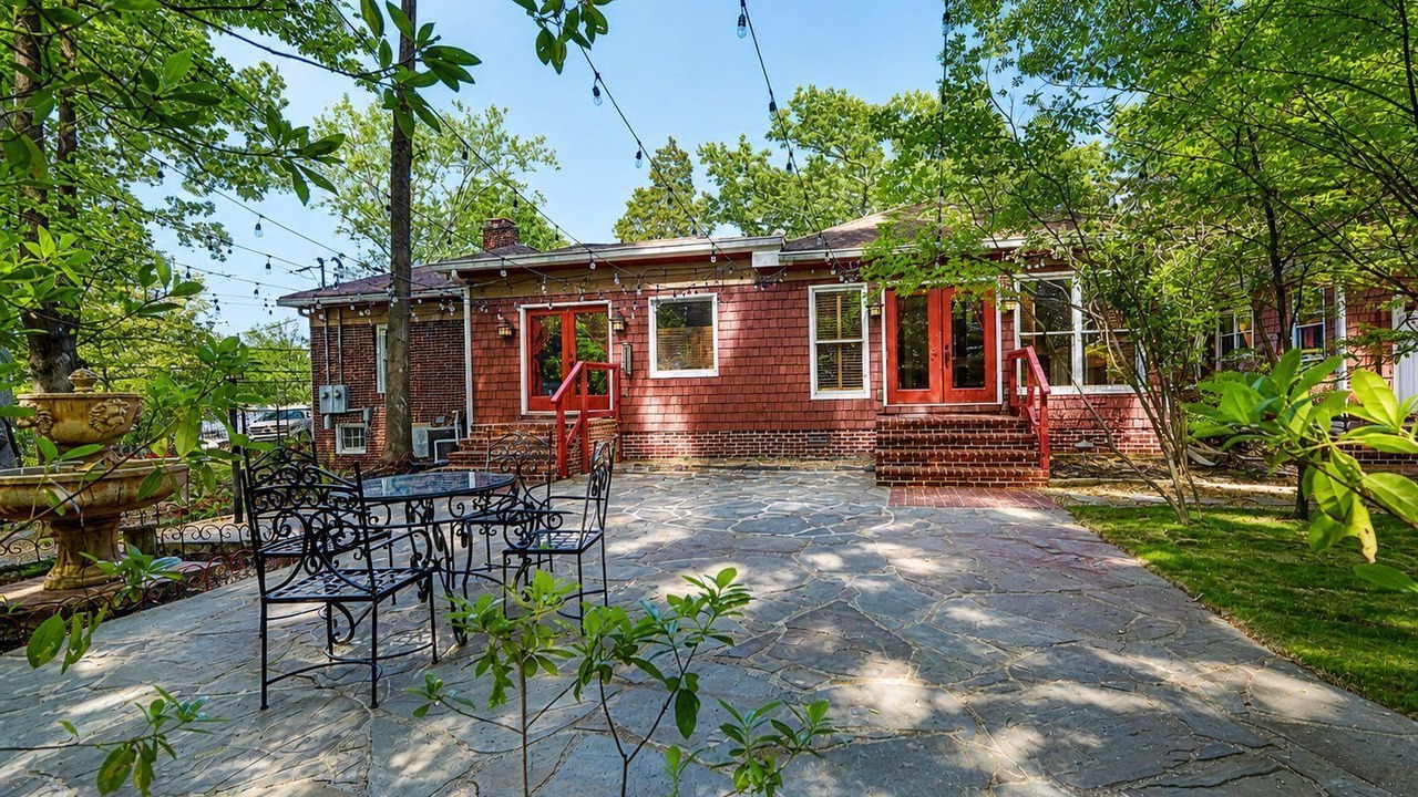 Photo of Outdoor in Westside