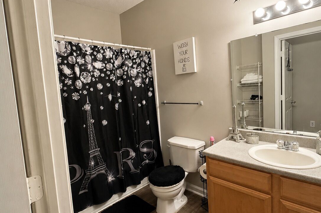 Photo of Bathroom in Church Street