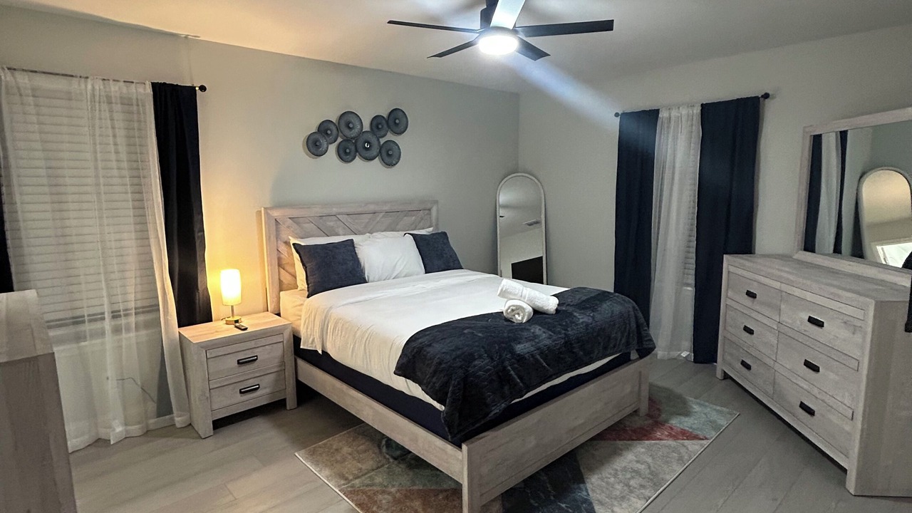 Photo of Bedroom in Westside