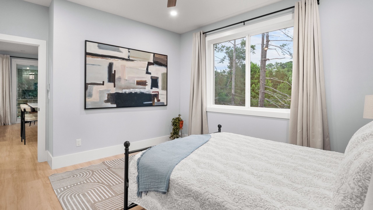 Photo of Bedroom in Oakley