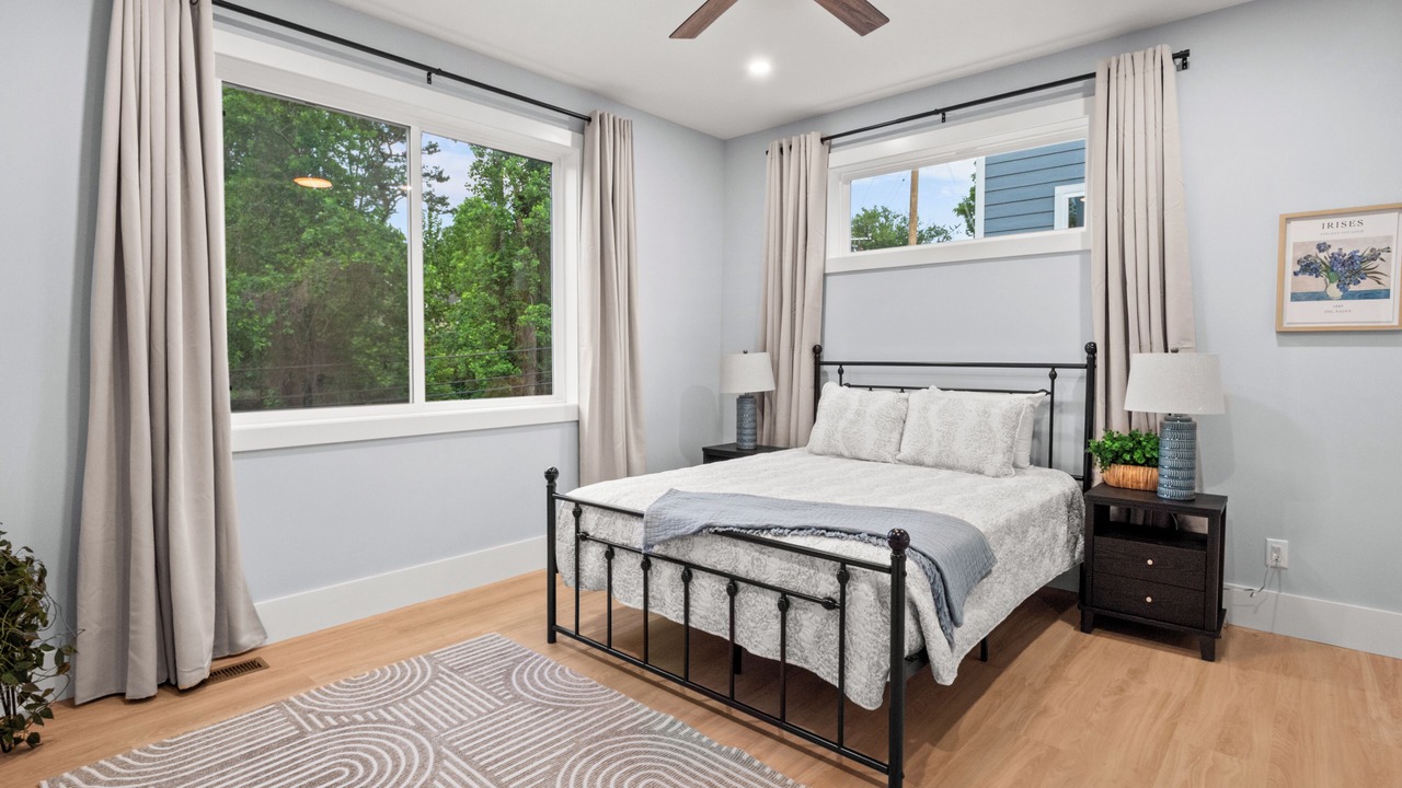 Photo of Bedroom in Oakley