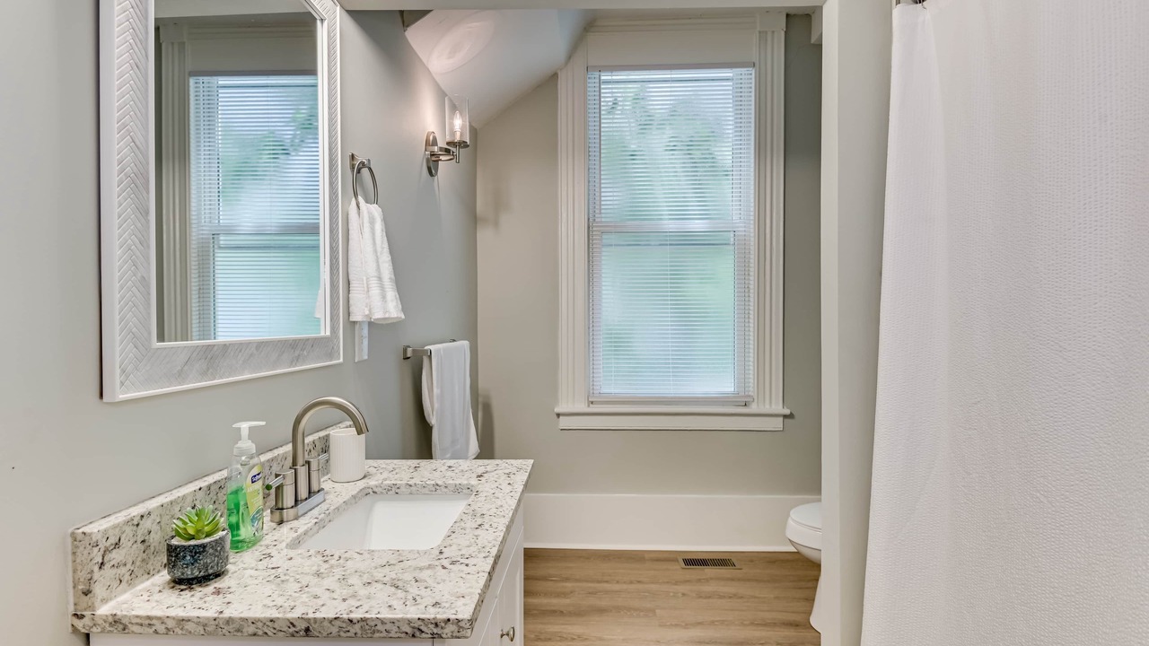 Photo of Bathroom in Summerville