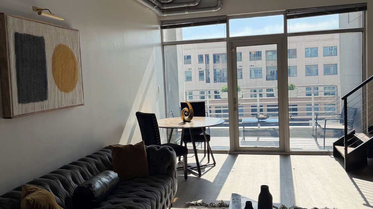 Photo of Livingroom in Atlantic Station Area