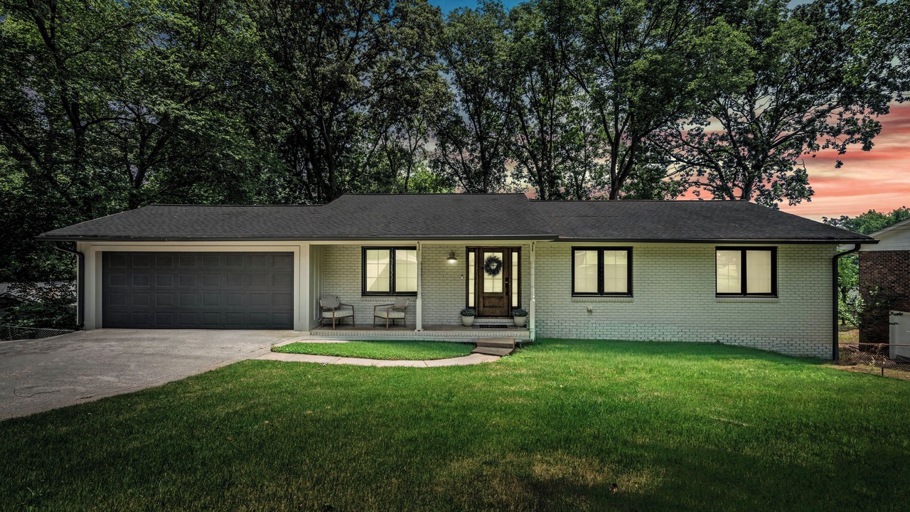 Photo of Others in Addison Heights