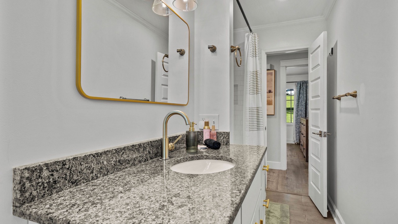 Photo of Bathroom in Addison Heights