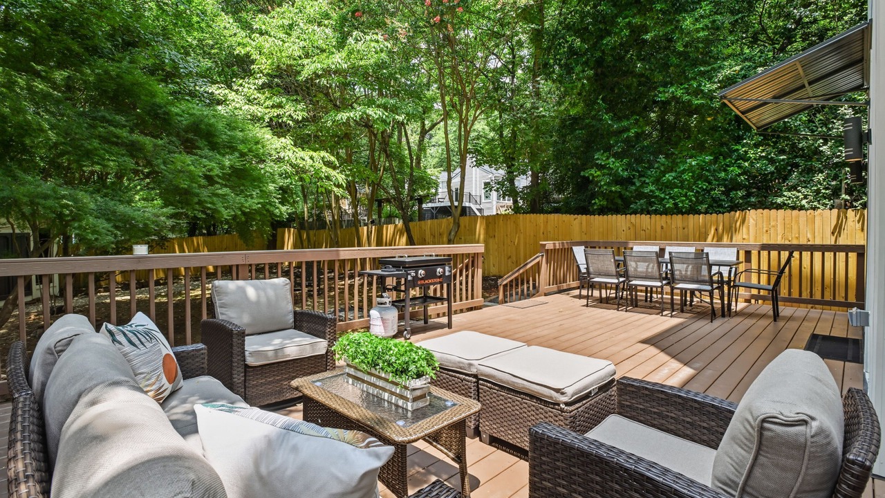 Photo of Outdoor in Loring Heights