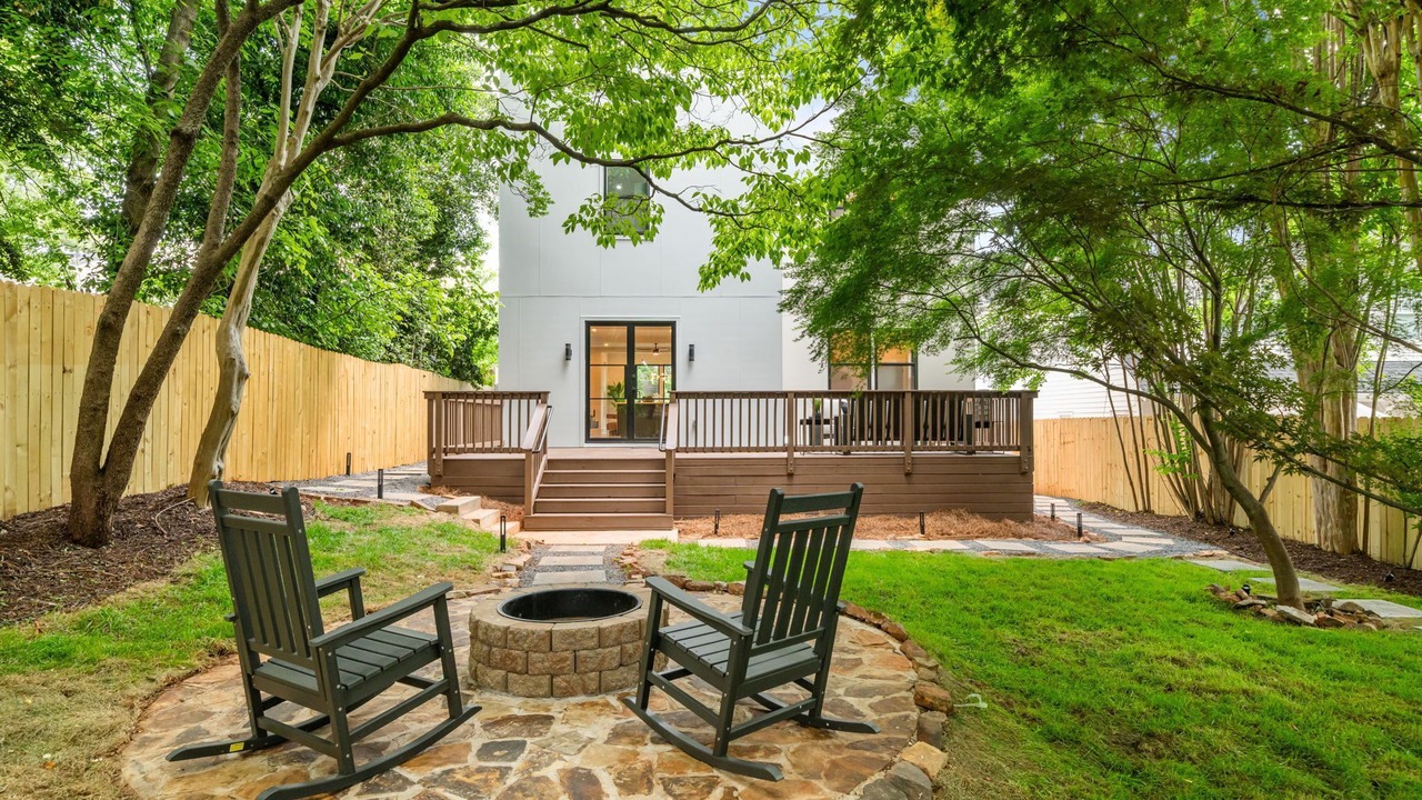 Photo of Patio Balcony in Loring Heights