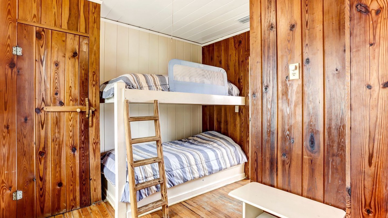 Photo of Bedroom in Fernandina Beach