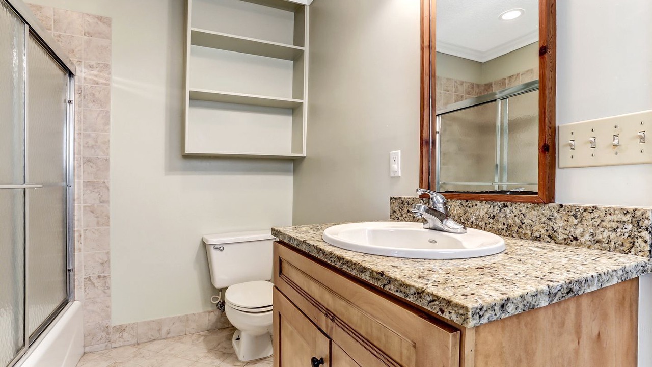 Photo of Bathroom in Fernandina Beach